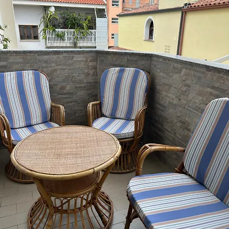 Kennedy 76a Apartment *